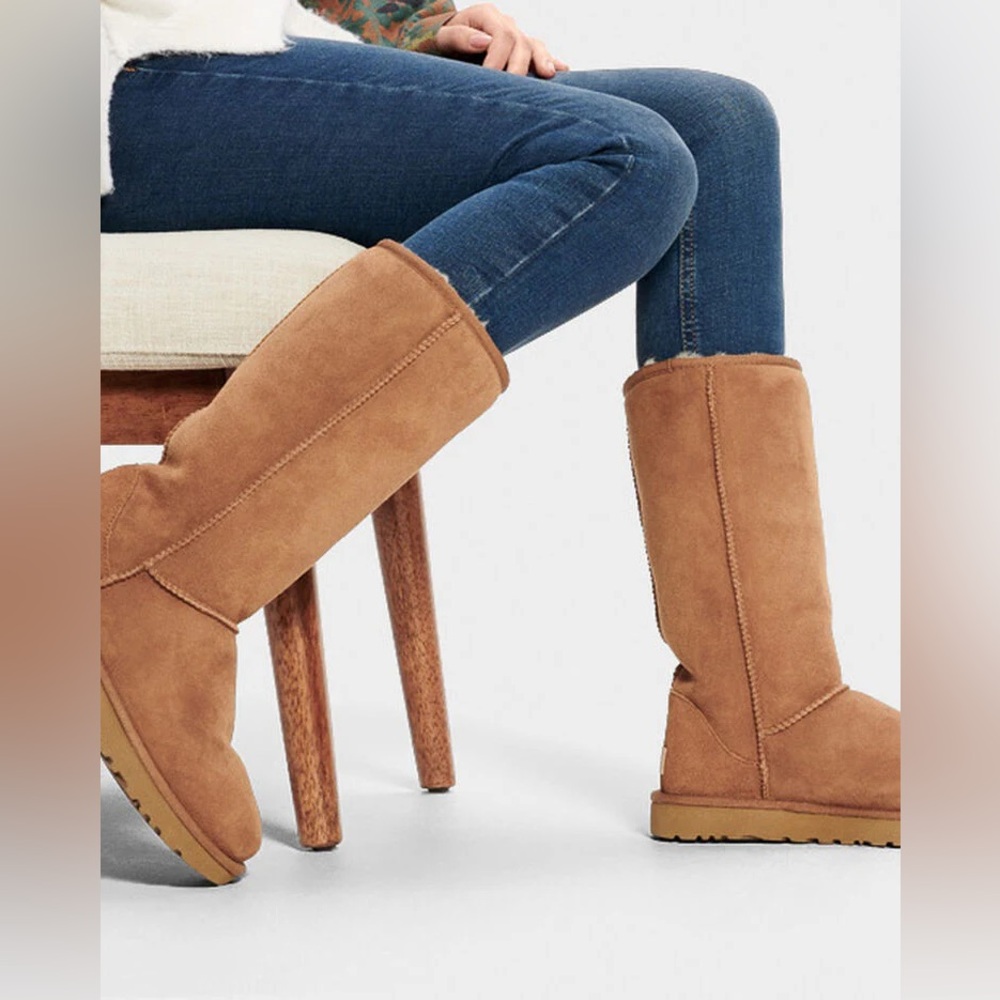 UGG Classic Tall Chestnut Sheepskin Suede Shearling Lined Boots Women’s Size 10 - Picture 9 of 9